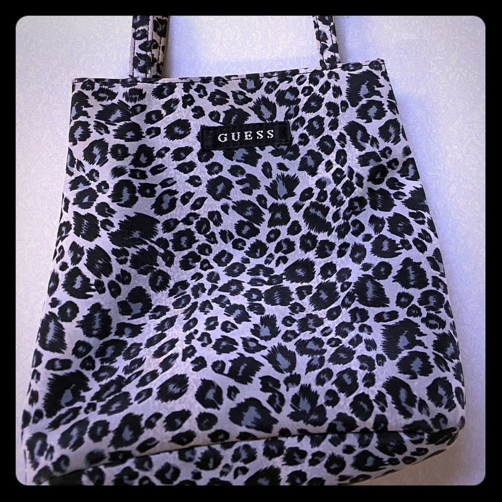 Woman’s Small GUESS Purse